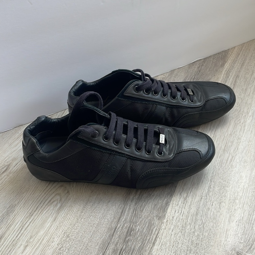 Hugo Boss by HUGO mens Low Profile Low Top Sneaker Sneaker ALL BLACK GUC